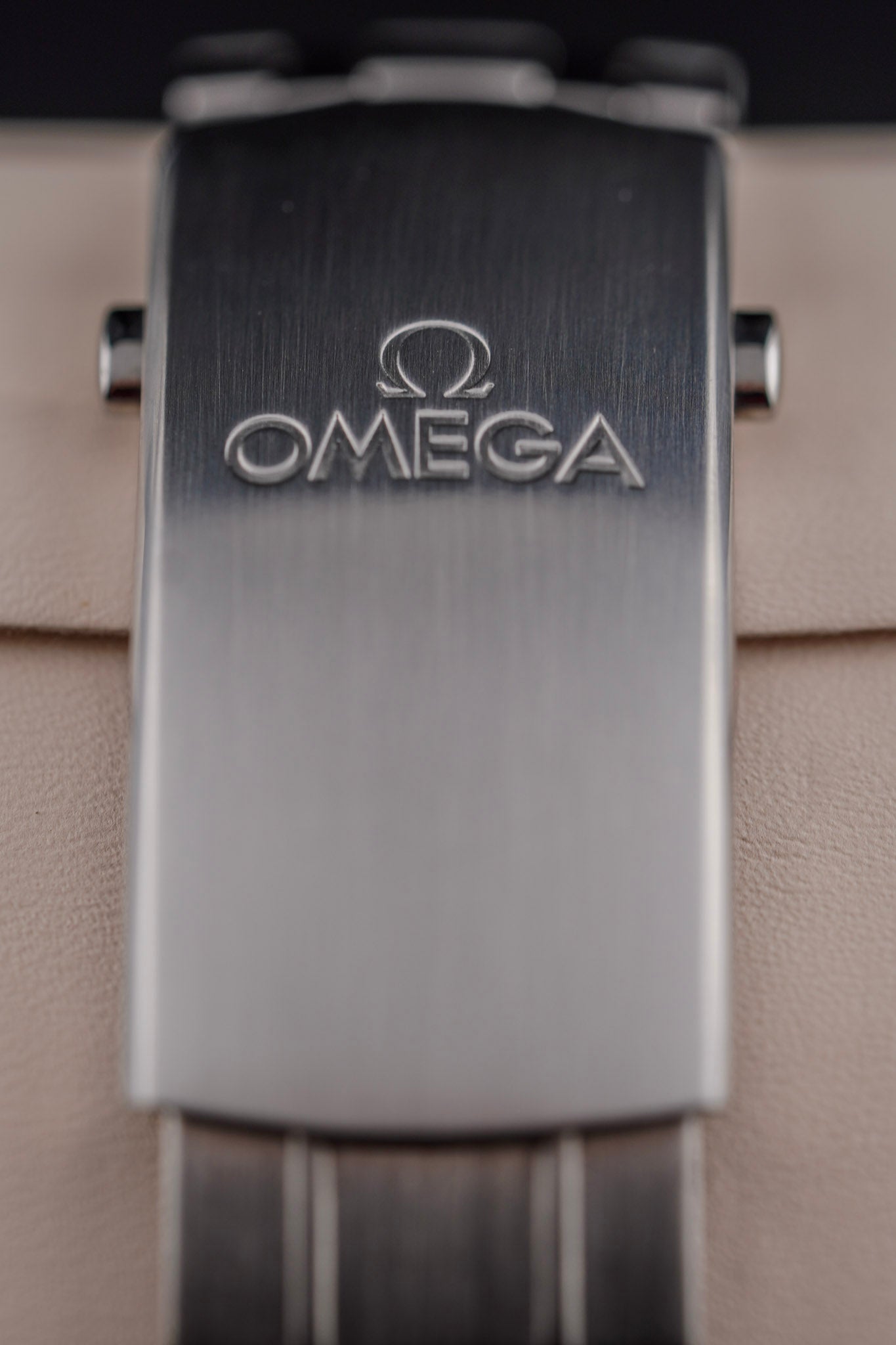 Omega Seamaster Diver 300M Co-Axial Master Chronometer Blue Dial on Bracelet 210.30.42.20.03.001 Complete 2023