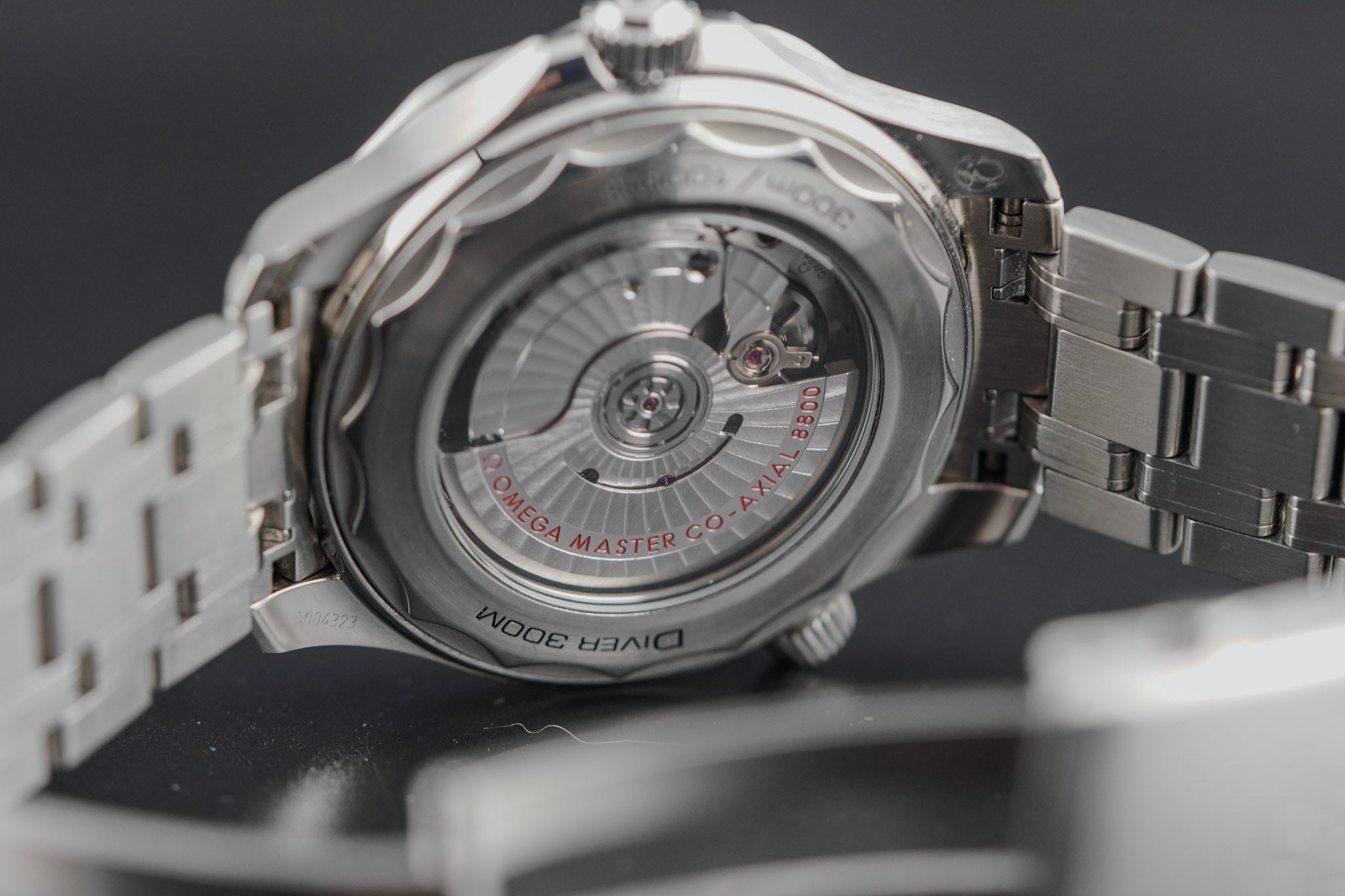 Omega Seamaster Diver 300M Co-Axial Master Chronometer Blue Dial on Bracelet 210.30.42.20.03.001 Complete 2023