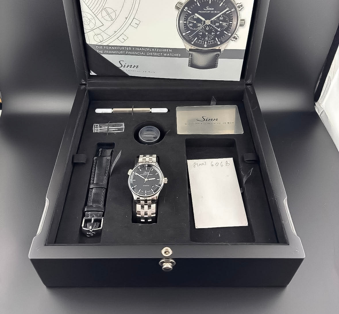 Sinn Frankfurt Financial district black Dial on steel/ leather 6068 frankfurt Complete 2025