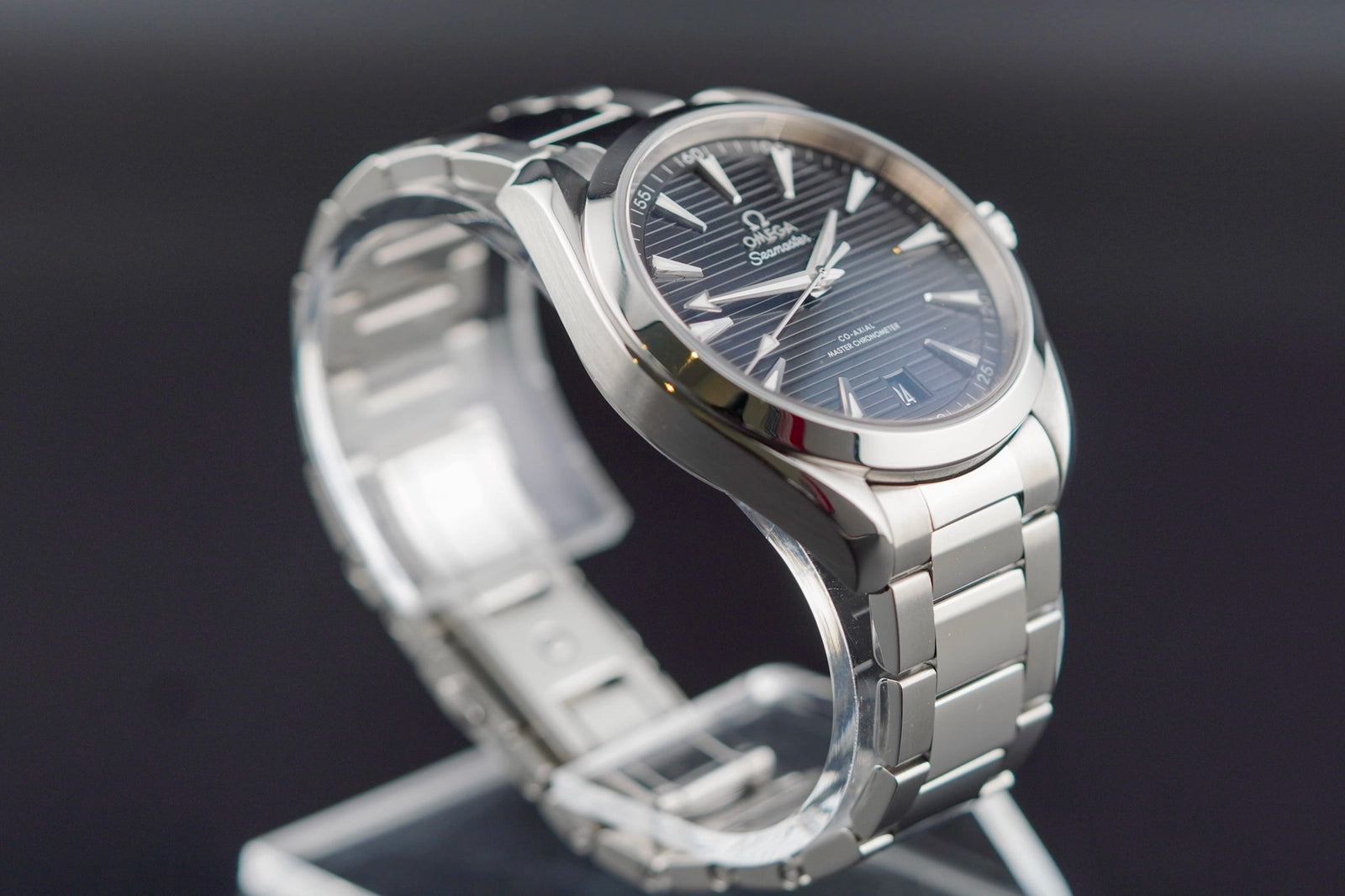 Omega Aqua Terra 150M Co-Axial Master Chronometer Black Dial on Bracelet 220.10.41.21.01.001 Complete 2018