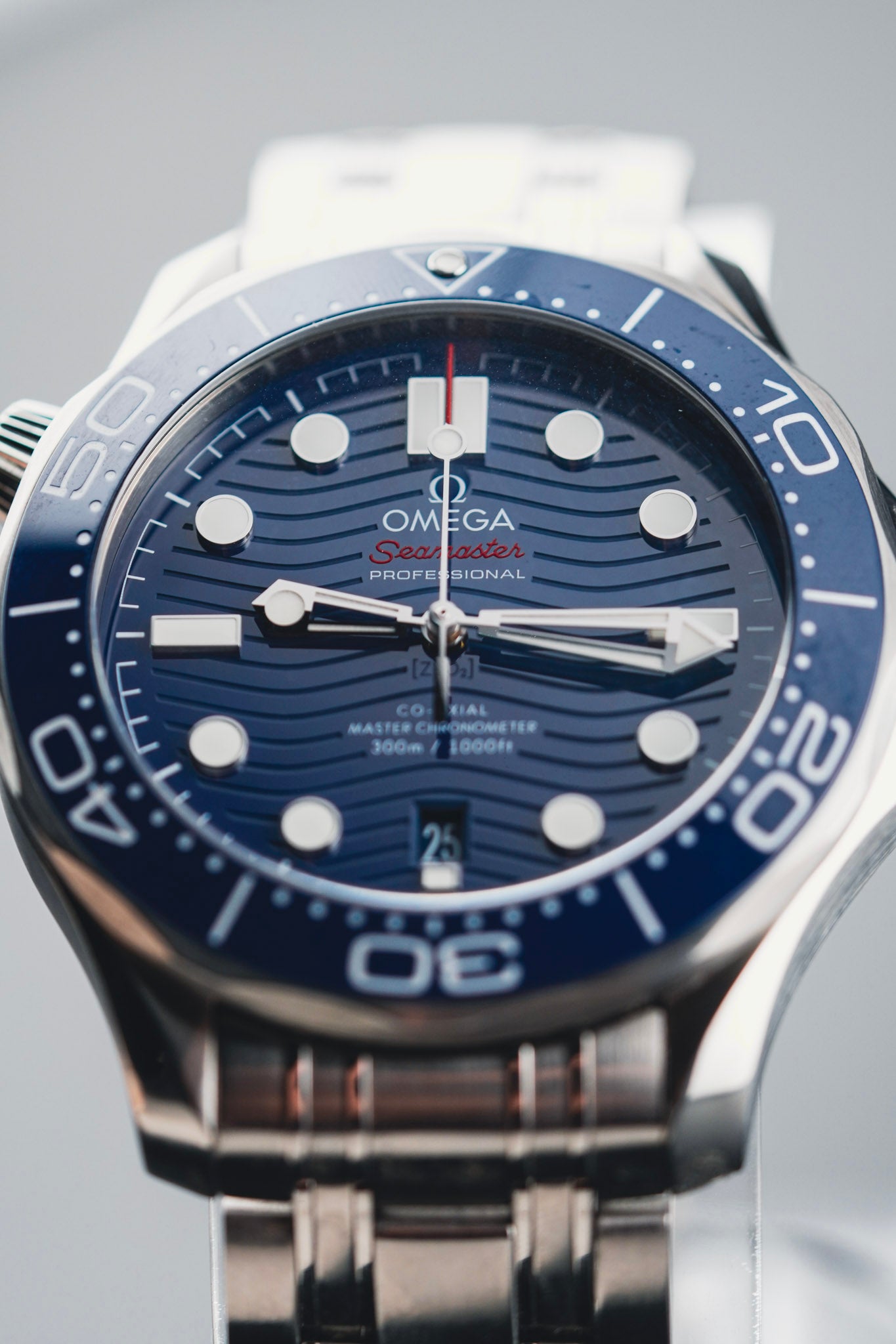 Omega Seamaster Diver 300M Co-Axial Master Chronometer Blue Dial on Bracelet 210.30.42.20.03.001 Complete 2023