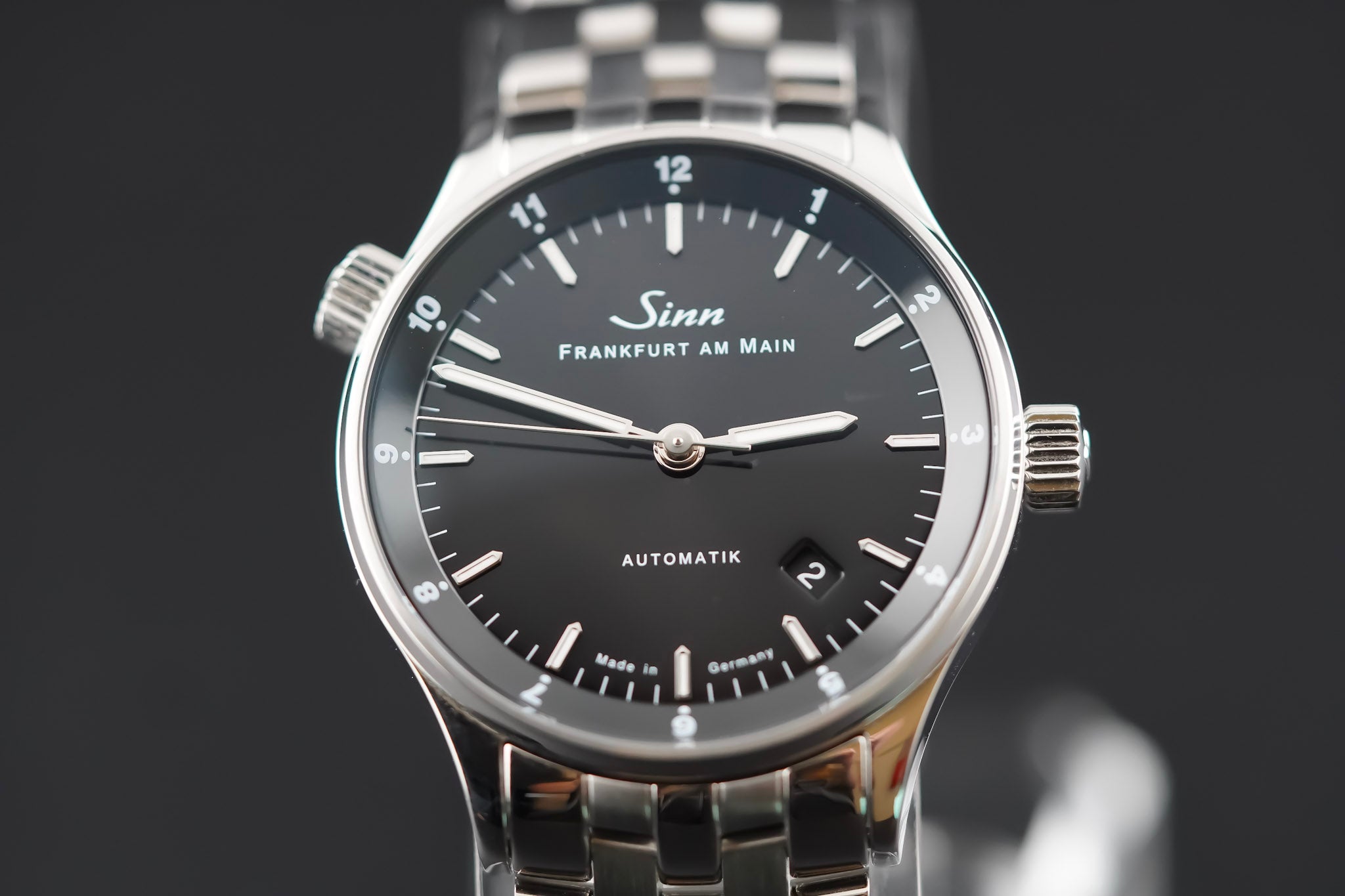Sinn Frankfurt Financial district black Dial on steel/ leather 6068 frankfurt Complete 2025