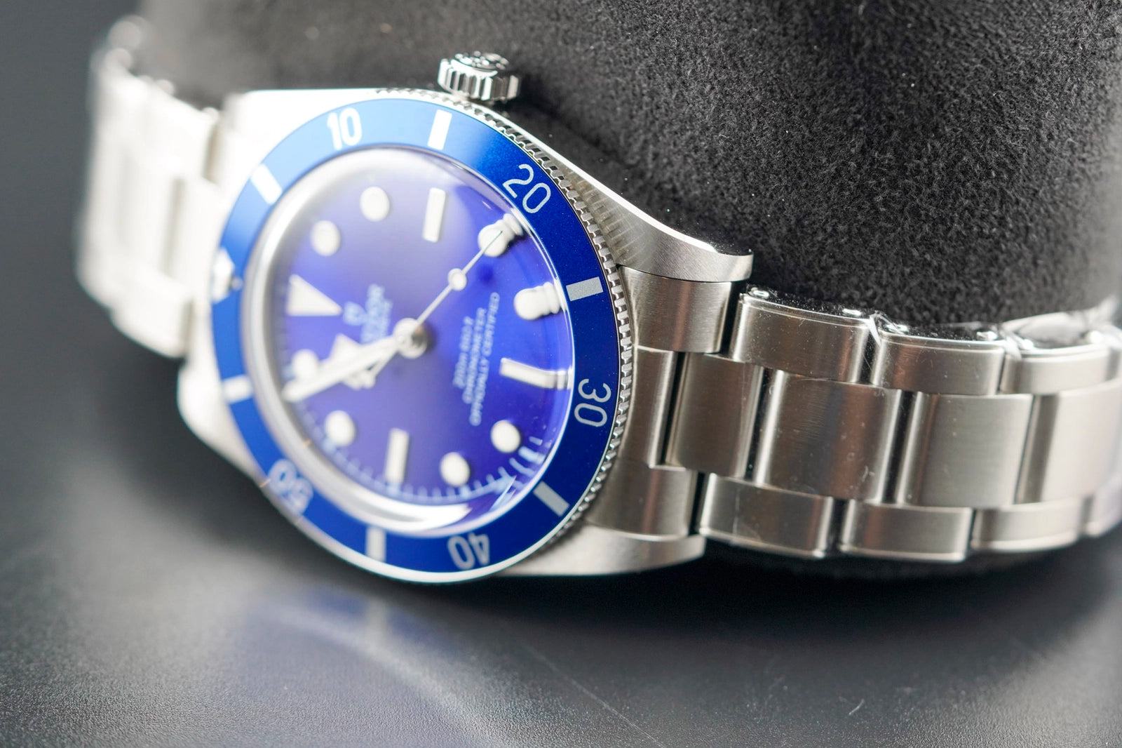 Tudor Black Bay 54 Blue Dial on 3 links M79000B-0001 Complete 2026