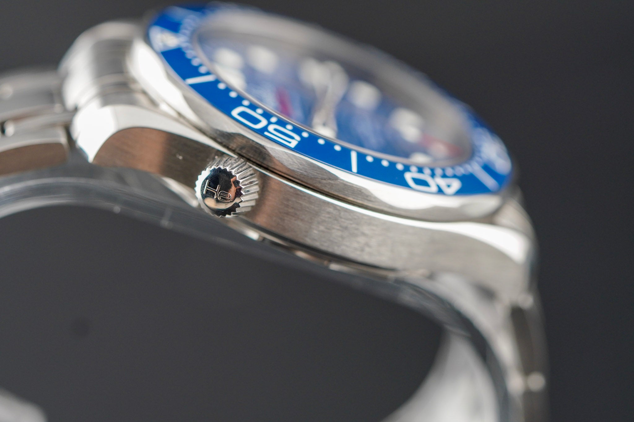 Omega Seamaster Diver 300M Co-Axial Master Chronometer Blue Dial on Bracelet 210.30.42.20.03.001 Complete 2023