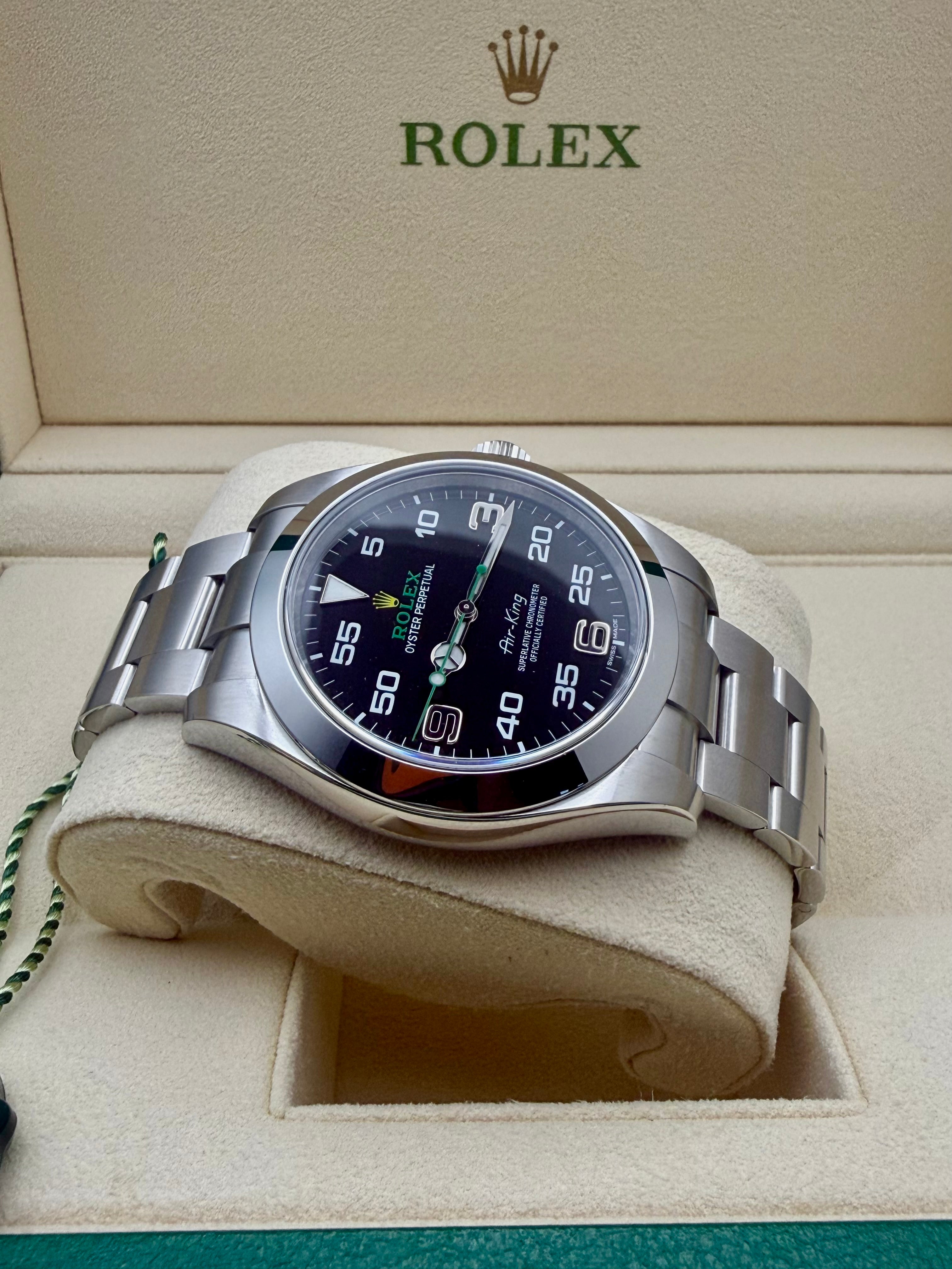 Rolex Airking Black Dial on Oyster 116900 Complete 2017
