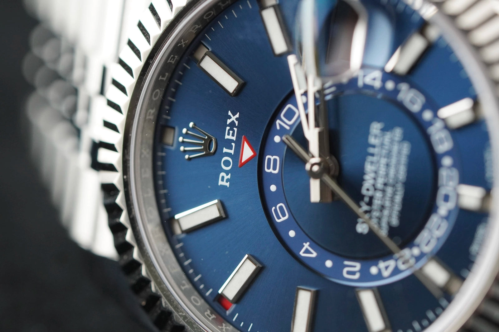 Rolex SkyDweller Blue Dial on Jubilee 326934 Complete 2022
