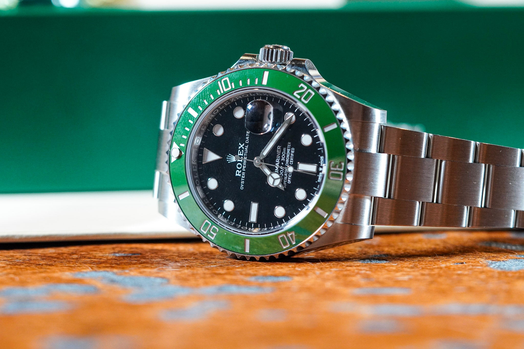 Rolex Submariner Date “Starbucks” 126610LV – 41mm – Green Bezel – 2023 – Oyster Bracelet