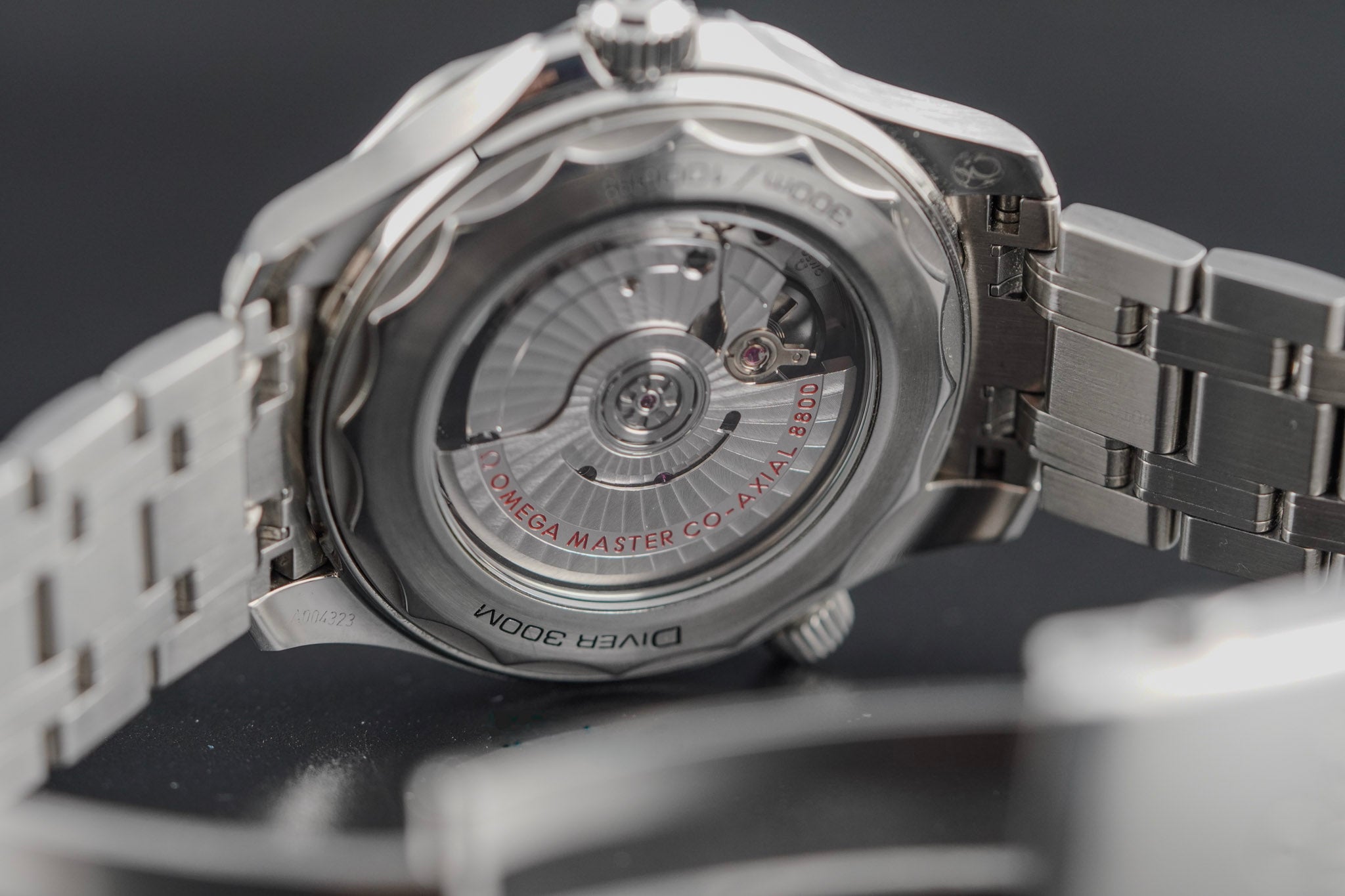 Omega Seamaster Diver 300M Co-Axial Master Chronometer Blue Dial on Bracelet 210.30.42.20.03.001 Complete 2023