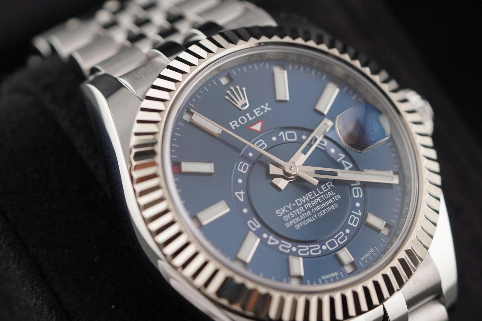 Rolex SkyDweller Blue Dial on Jubilee 326934 Complete 2022