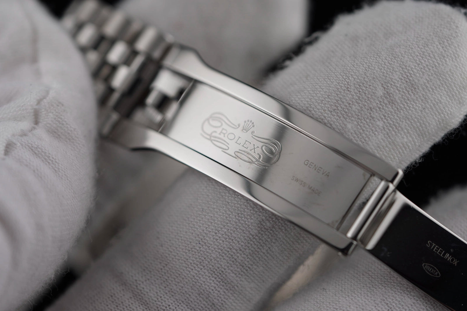 Rolex SkyDweller Blue Dial on Jubilee 326934 Complete 2022