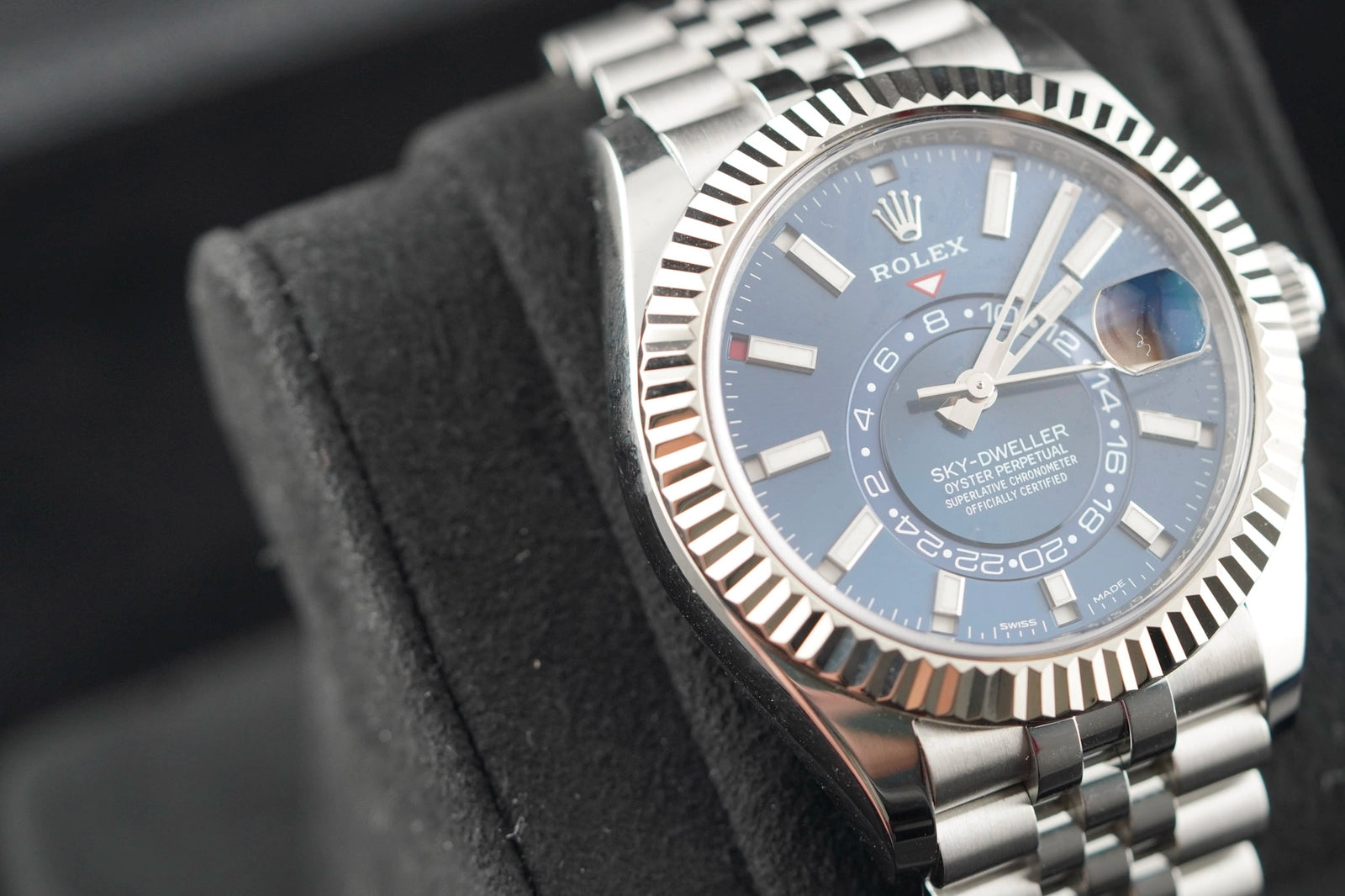 Rolex SkyDweller Blue Dial on Jubilee 326934 Complete 2022