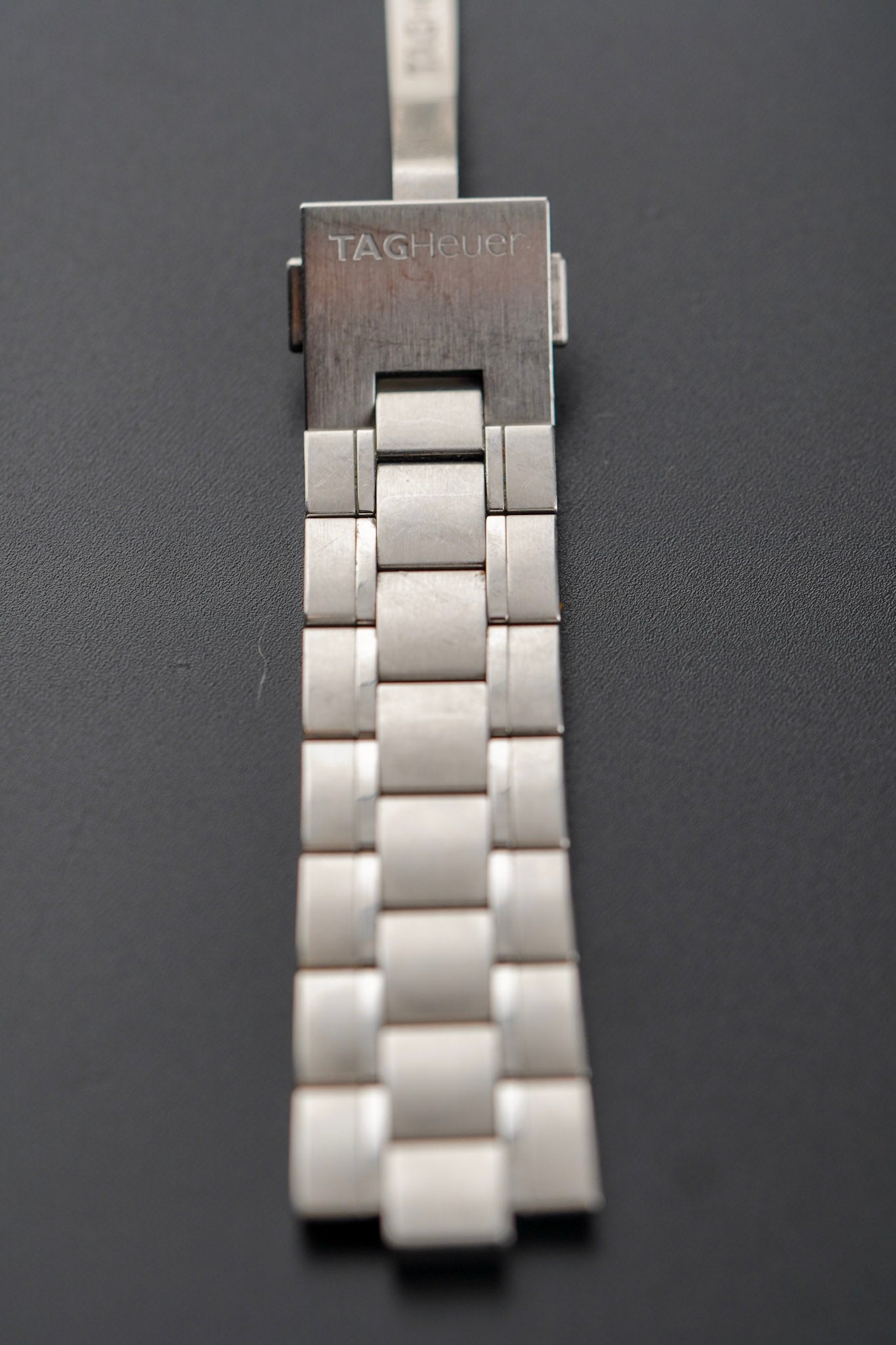 Tag Heuer Carrera Colibre White Dial on Stainless Steel WAS2111.BA0732 Complete 2015