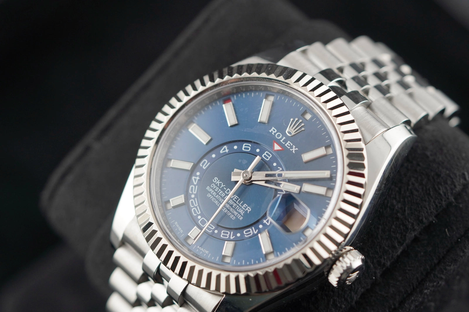 Rolex SkyDweller Blue Dial on Jubilee 326934 Complete 2022