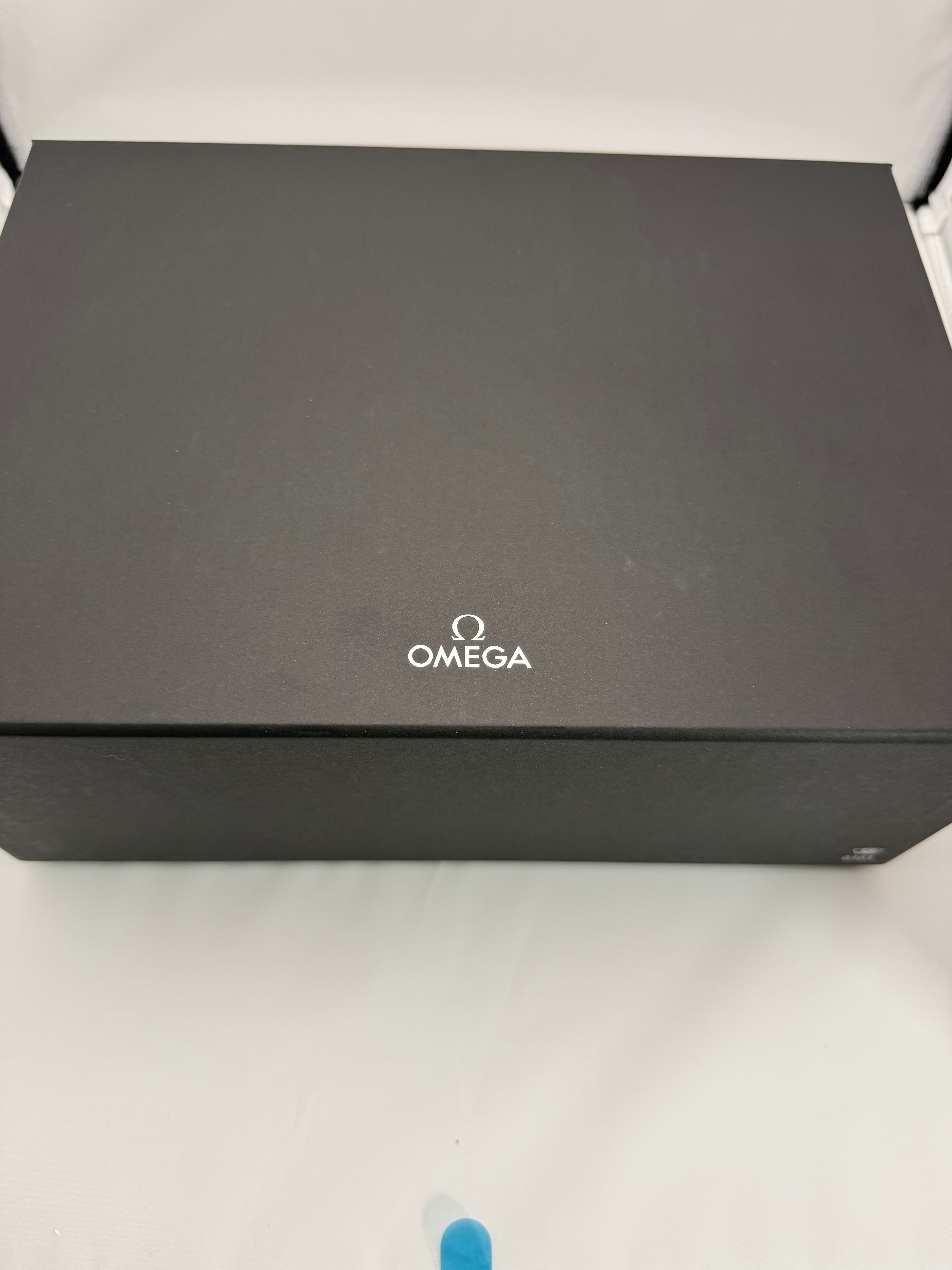 Omega Moonwatch Professional Co-Axial Master Chronometer Chronograph Black Dial on Bracelet 310.30.42.50.01.002 Complete 2026