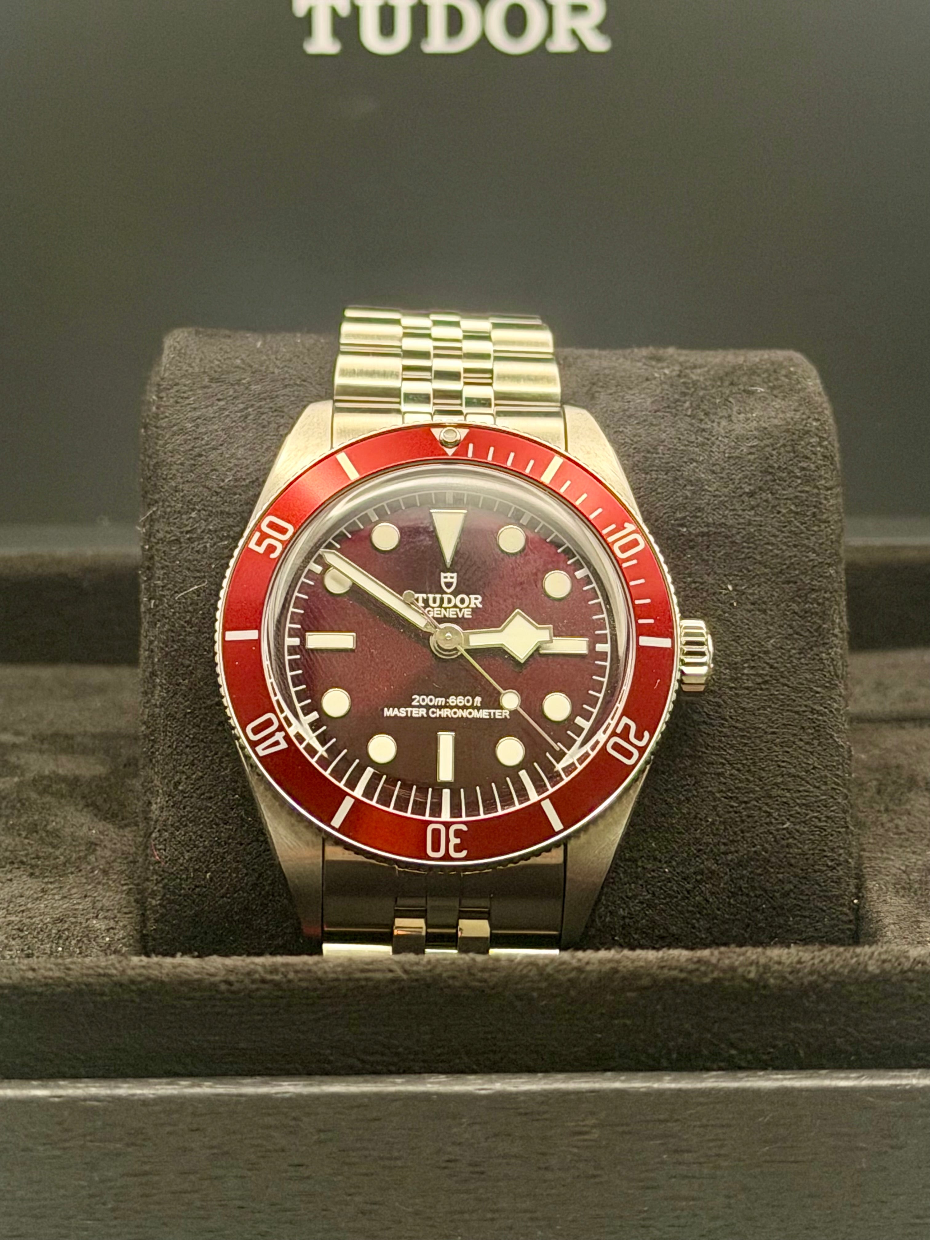 Tudor Black Bay 58 Burgundy Dial on Stainless Steel M7939A1A0RU-0001 Complete 2026