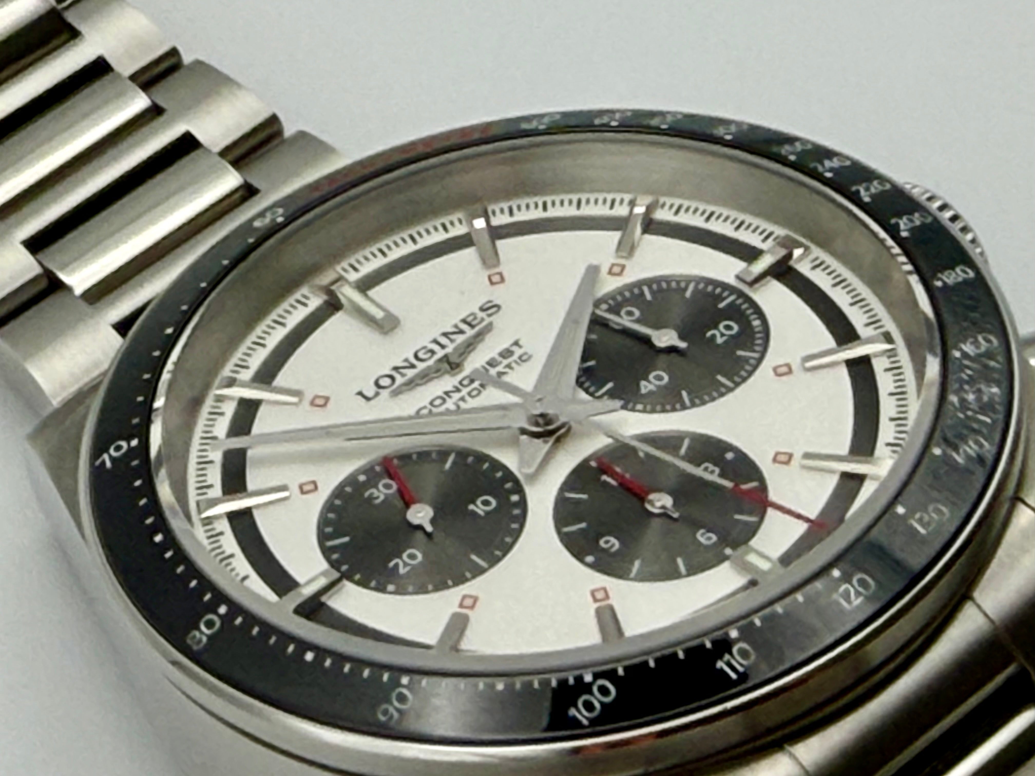Longines Conquest Chronograph white Dial on Stainless L3.835.4.72.6 with Box 2023
