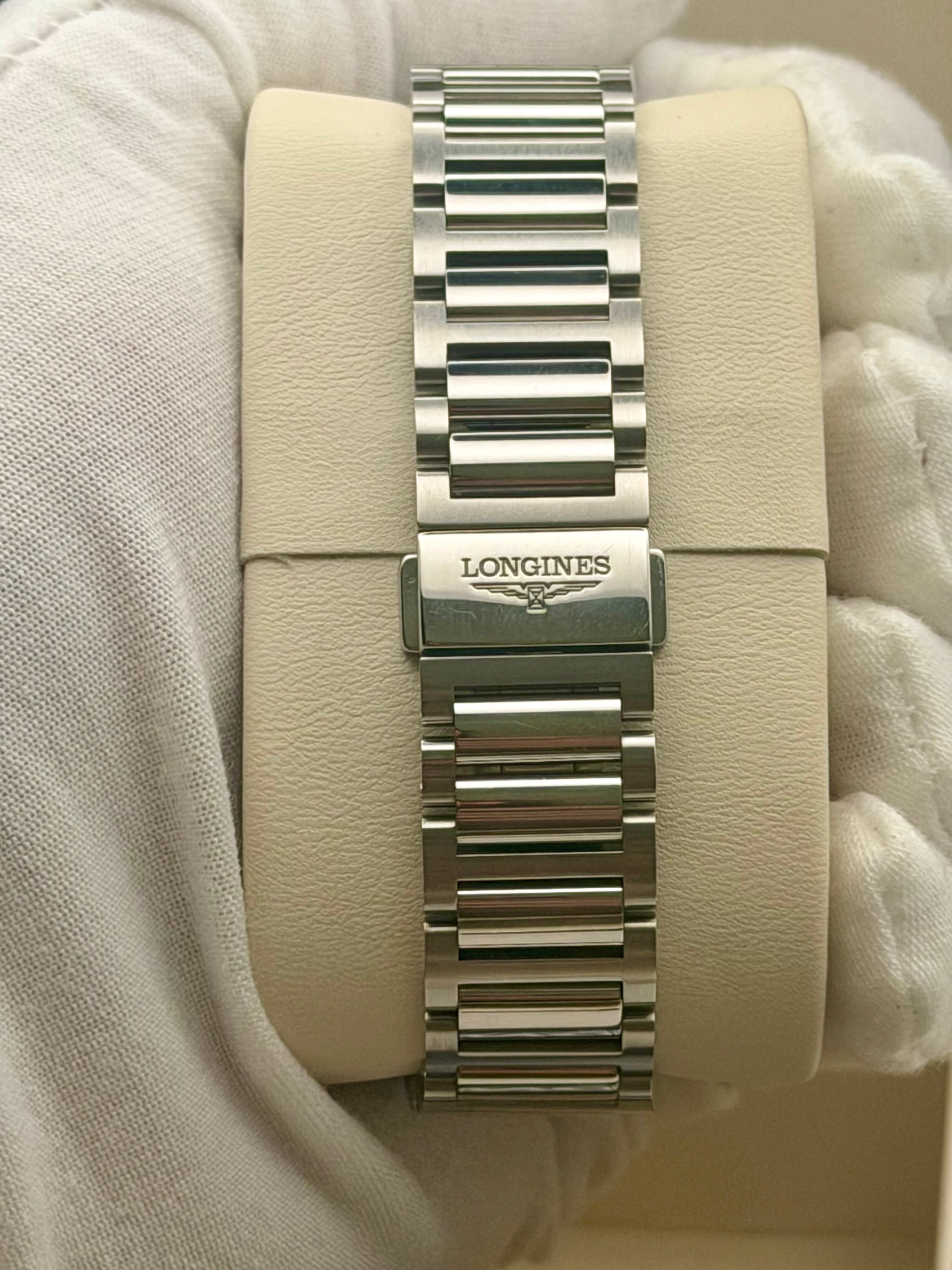 Longines Conquest Chronograph white Dial on Stainless L3.835.4.72.6 with Box 2023